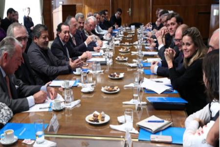 Sindicalistas transmitieron al gobierno sus dudas por el acuerdo Mercosur-Unión Europea