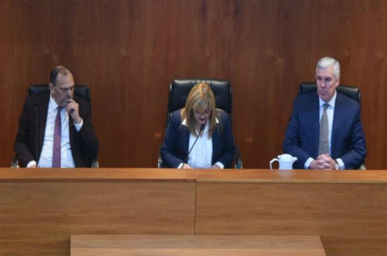 Tribunal