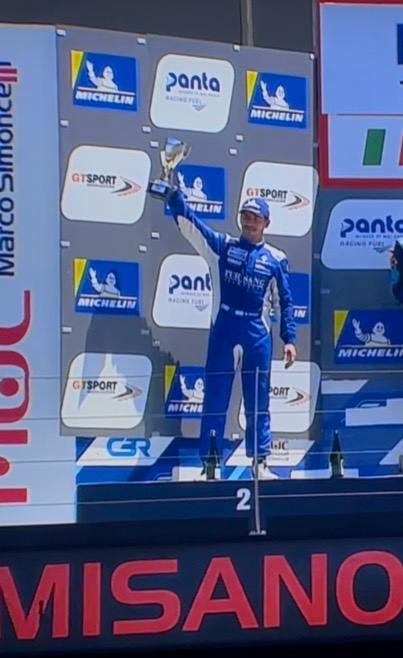 Matías Russo en el podio
