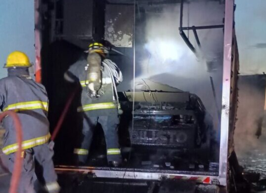 Incendio en el Mustang de Trosset