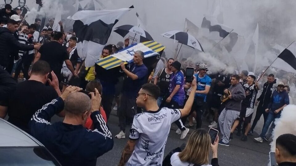 Antisemitas All Boys
