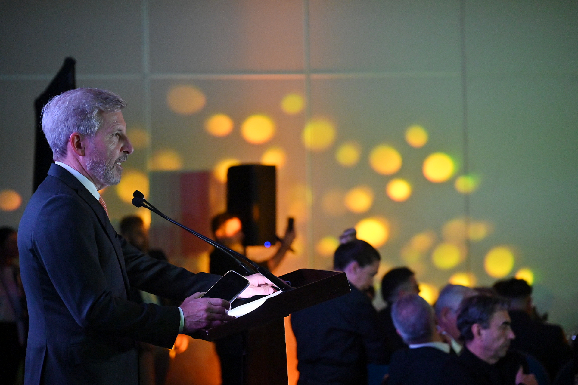 Frigerio anuncio proyecto obra pública