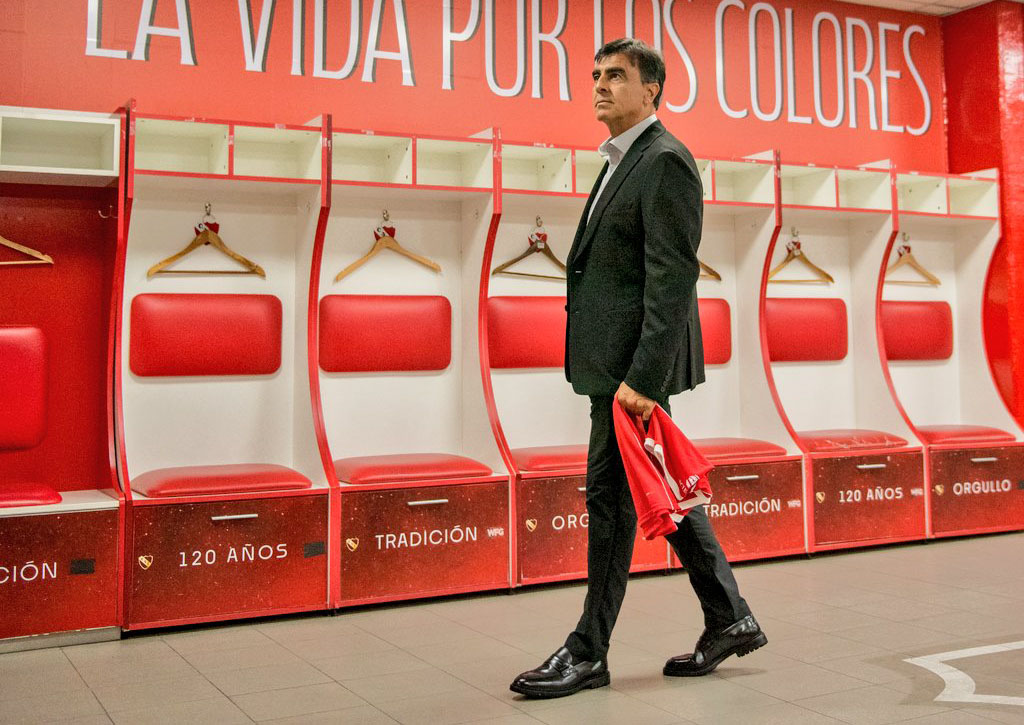 Gustavo Quinteros