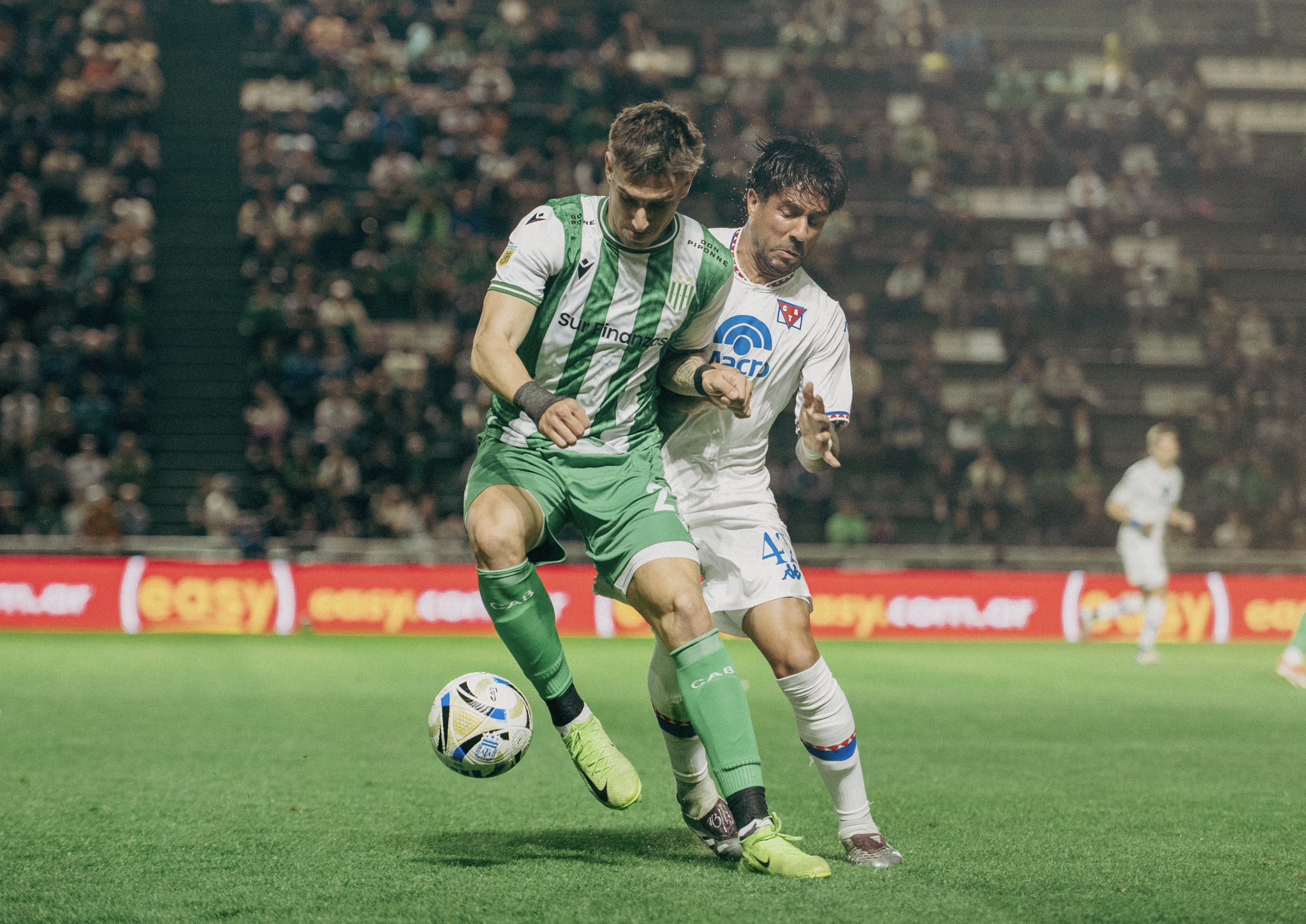 Banfield venció a Tigre