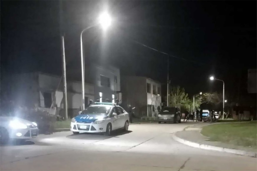 El grave siniestro vial en Concepción del Uruguay se produjo en calle Erausquin, entre Pablo Lorentz y Lorenzo Sartorio. 