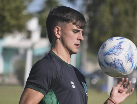 Fútbol: Tomás Rouiller es la quinta cara nueva de Atlético Paraná