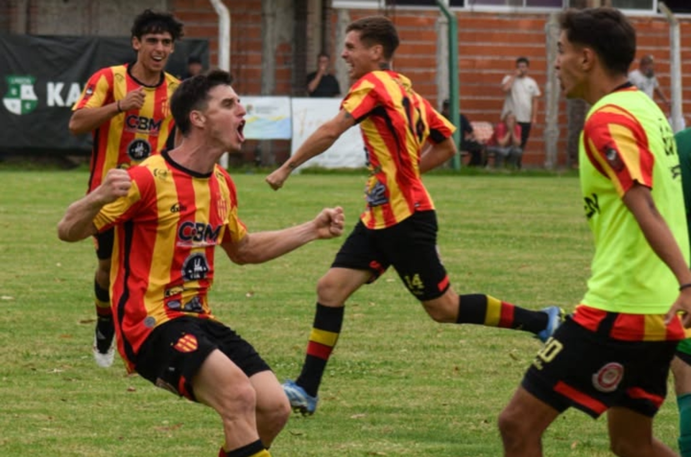Neuquen vs. Unión de Crespo | Torneo Federal Regional Amateur 2025/26