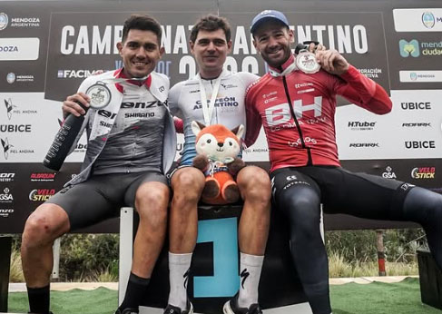 Catriel Soto en el podio