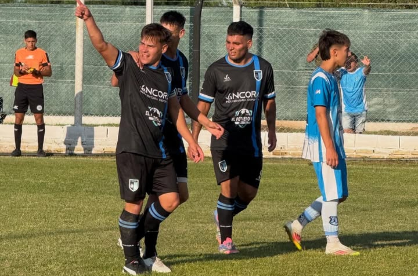 Club VF - Argentino Juniors | Liga Paranaense de Fútbol 2026.