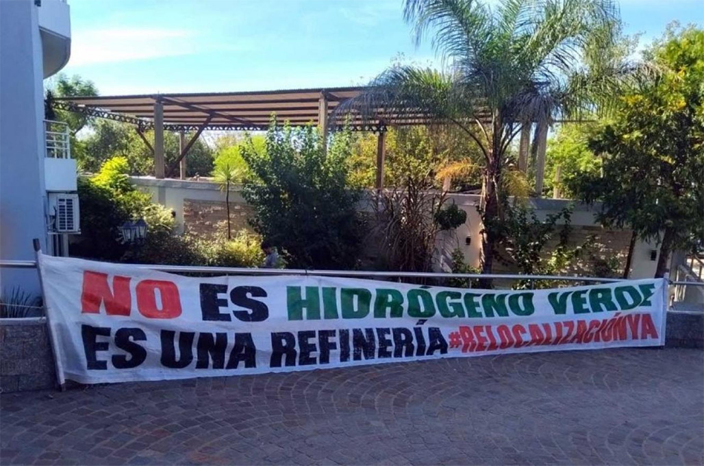 Organizaciones ambientales y el Municipio de Colón se oponen a la localización de HIF Global frente a sus costas ribereñas y reclaman relocalización a las autoridades uruguayas.