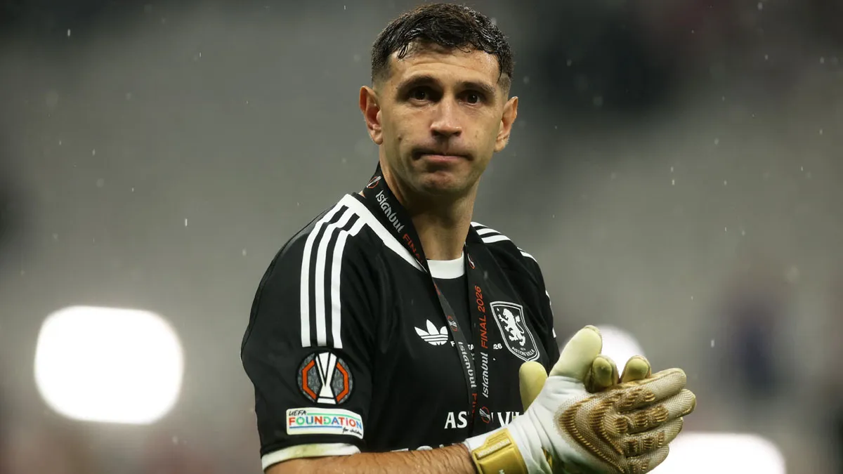 Dibu Martínez