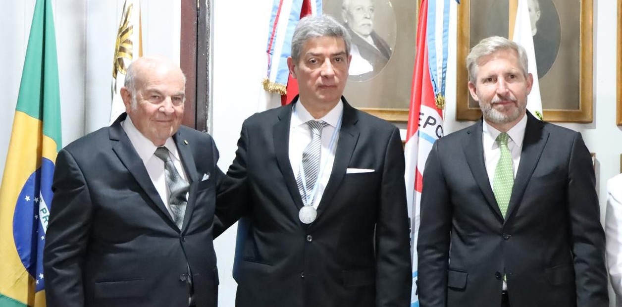 Rogelio Frigerio habló en un acto en que la Universidad de Concepción del Uruguay le dio el título honoris causa al presidente de la Corte. 