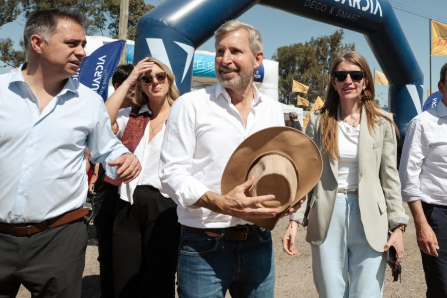 La jornada congregó a una nutrida representación de autoridades nacionales, provinciales y municipales
