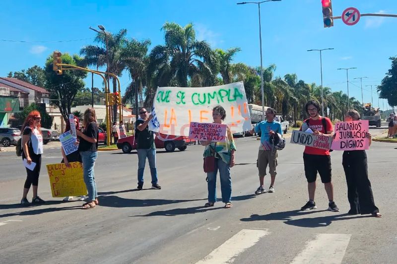 protesta universitarios Oro Verde
