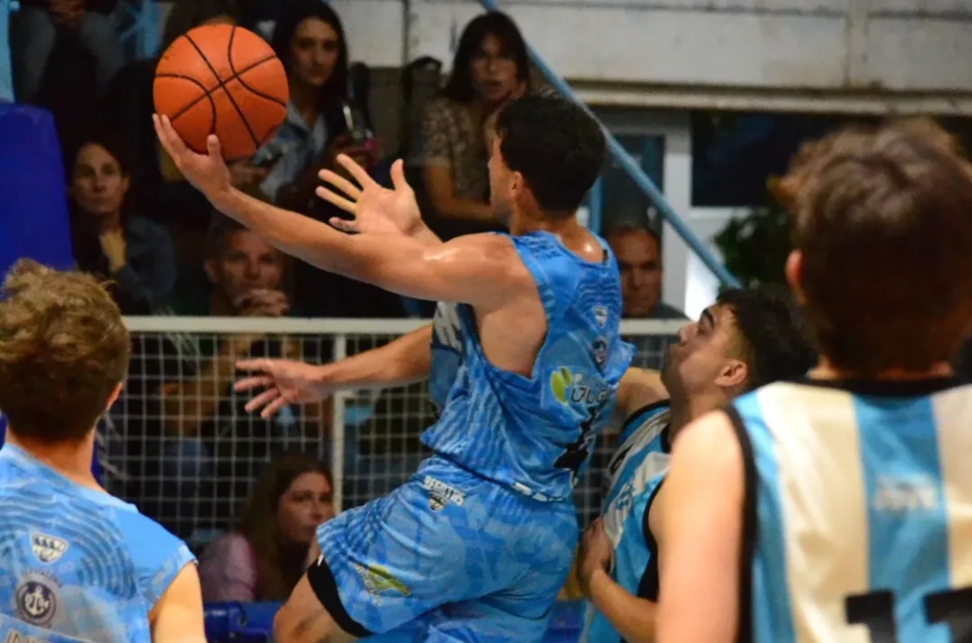 Guido Dellavedova - Regatas Uruguay