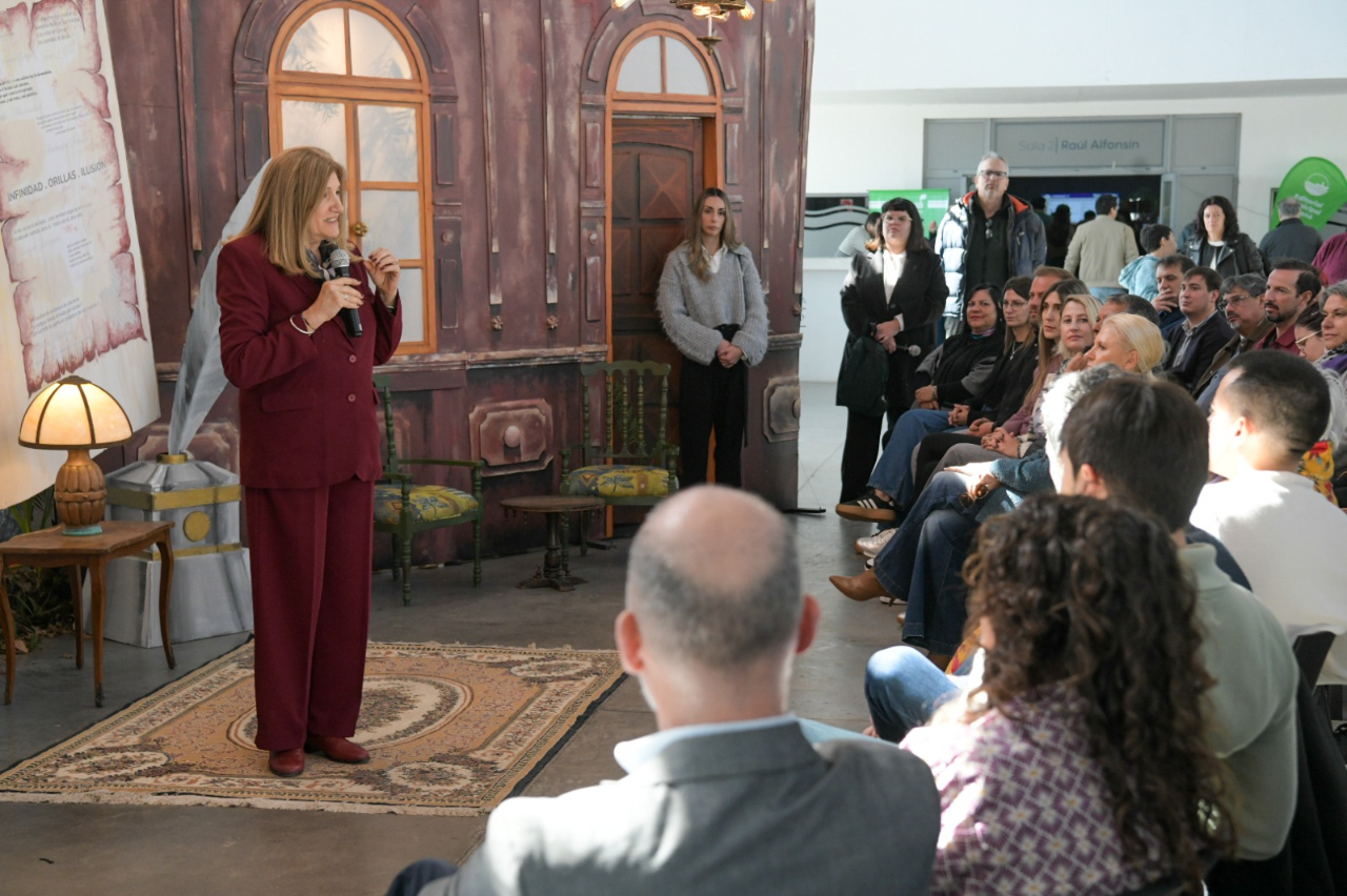 Rosario Romero, en la inauguración de la Feria del Libro Paraná Lee