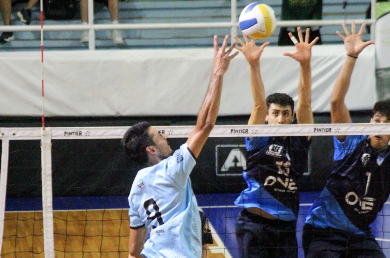 Echagüe vs. Rowing | Liga Nacional de Vóley masculino 2026.