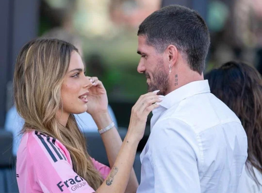 Tini Stoessel y Rodrigo De Paul