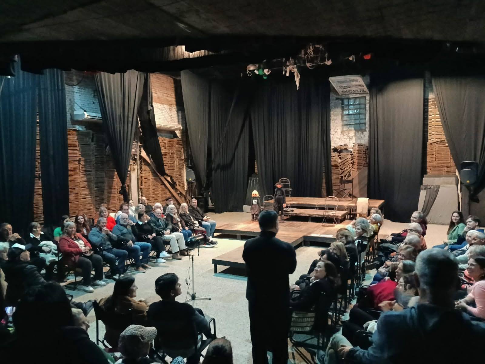 "Una de Pirandello", con Mario Martínez