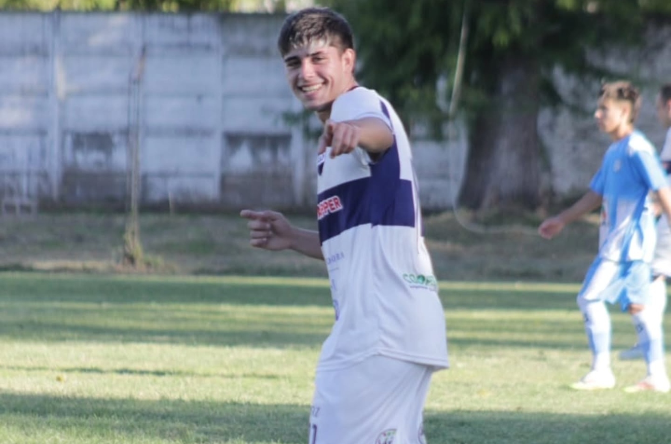 Universitario vs. Argentino Juniors | Liga Paranaense de Fútbol 2026.