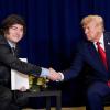 Milei y Trump se dan la mano