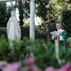 El papa León XIV se está convirtiendo en el defensor del clima que el mundo necesita. En la imagen, la primera Misa celebrada por el Cuidado de la Creación, en el Jardín de la Madonnina del Borgo “Laudato Si” en Castel Gandolfo.
