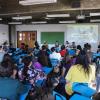 estudiantes universitarios en clase