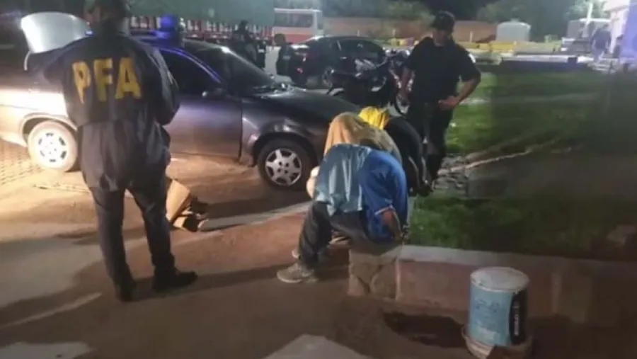 Detenidos. Detenidos