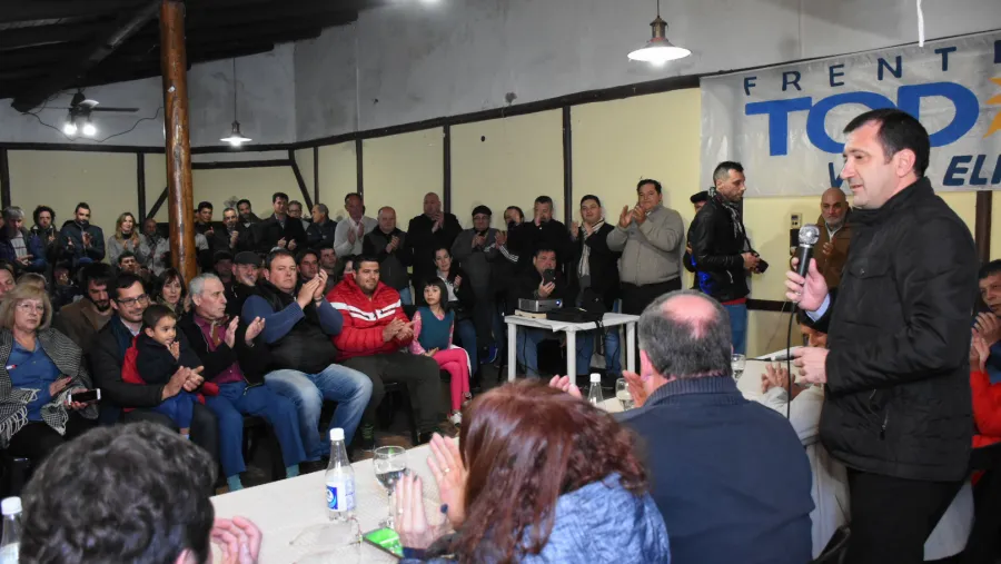 Edgardo Kueider en Villa Elisa