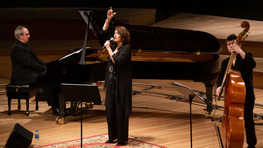 "Música Popular Argentina"