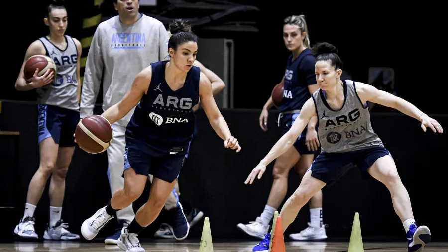 Básquetbol: la crespense Sofía Wolf quedó al margen del plantel de “Las Gigantes”