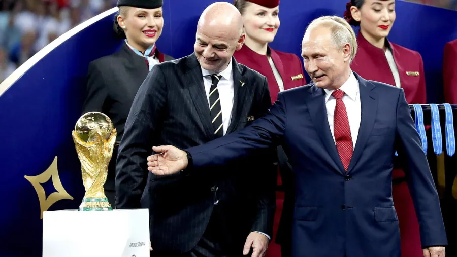 FIFA suspendió a Rusia para toda competición y la deja sin Mundial de Qatar