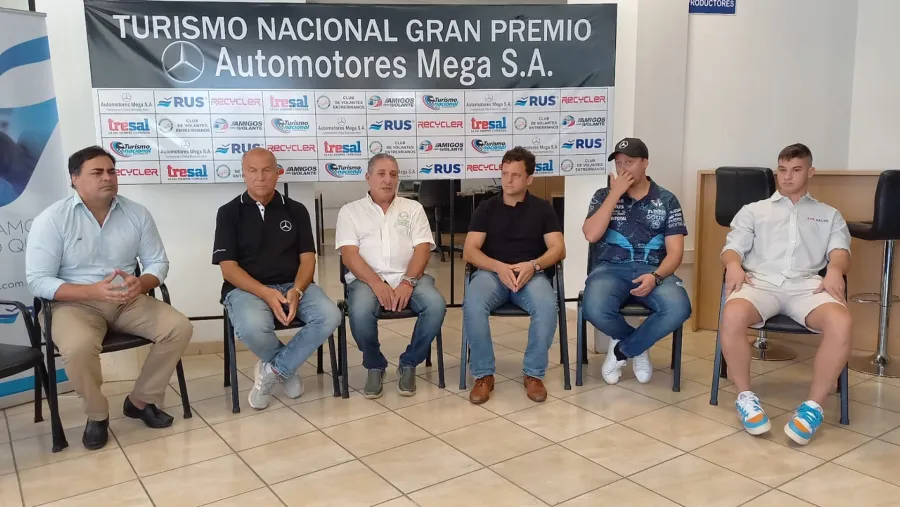 “Correr acá es lo más lindo que nos puede pasar”, dijo Gassmann en la presentación del TN “Correr acá es lo más lindo que nos puede pasar”, dijo Gassmann en la presentación del TN