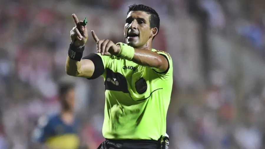 Andrés Merlos arbitrará la visita de Patronato al líder Newell’s en Rosario