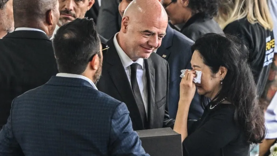 El presidente de FIFA propuso que todos los países tengan un estadio con el nombre de Pelé El presidente de FIFA propuso que todos los países tengan un estadio con el nombre de Pelé