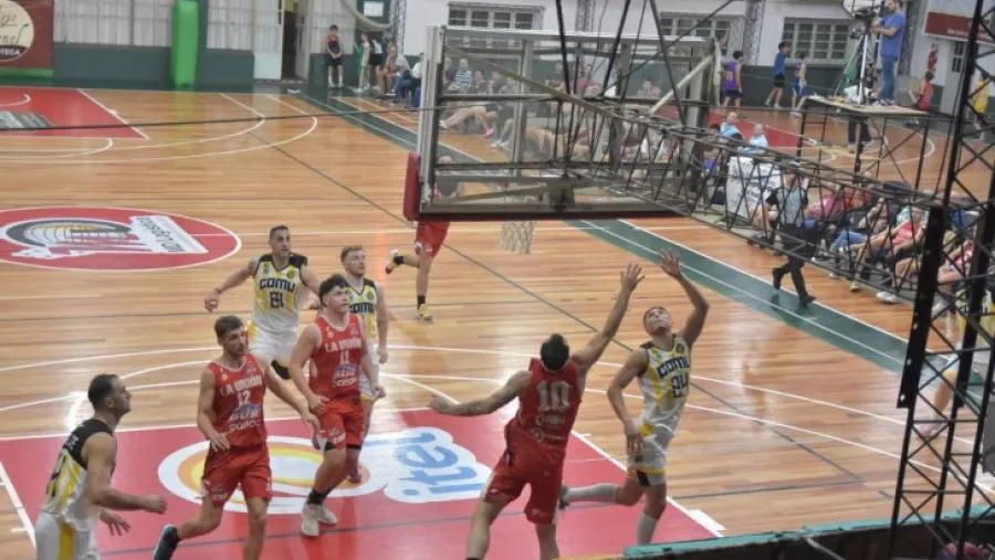 En Chajarí, Comunicaciones venció a La Unión y levantó la Copa Ciudad de Amigos En Chajarí, Comunicaciones venció a La Unión y levantó la Copa Ciudad de Amigos