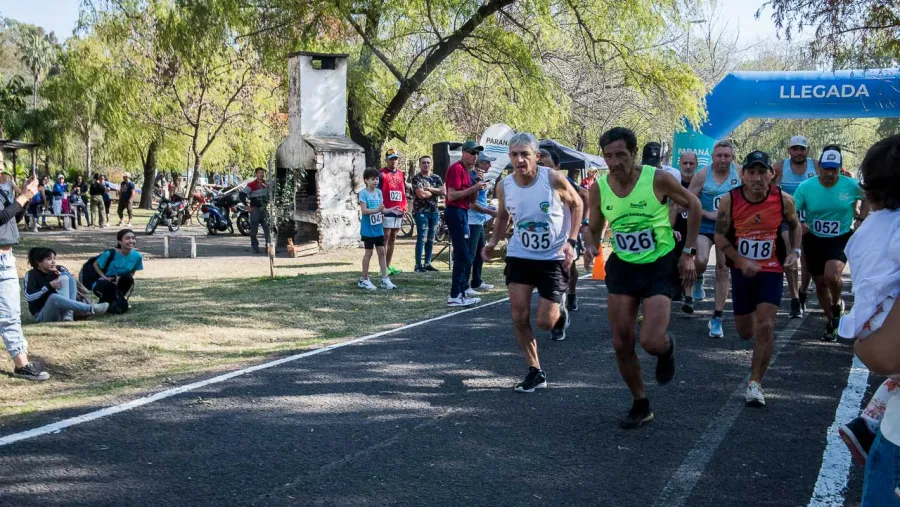 Finalizó el Campeonato de Milla Enrique Thompson
