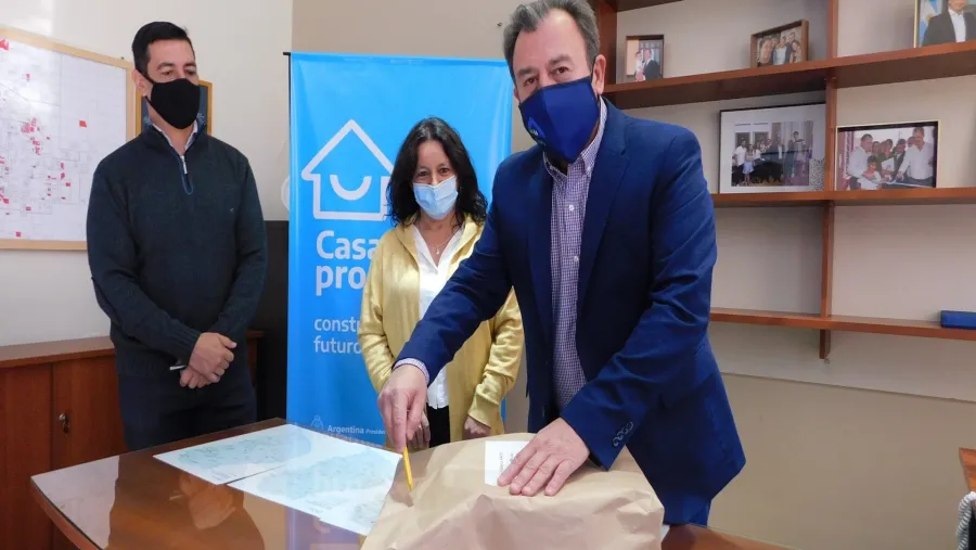 Una propuesta se presentó para construir 40 viviendas en Lucas González Una propuesta se presentó para construir 40 viviendas en Lucas González