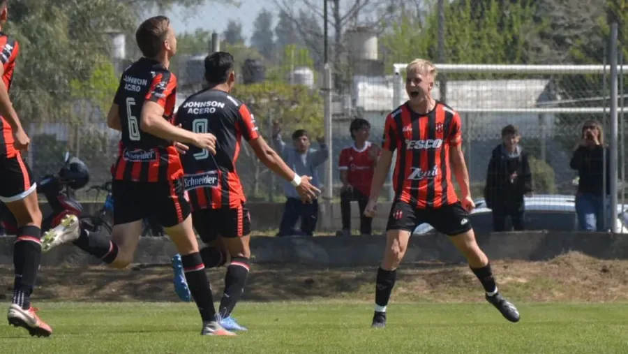 En Reserva, Patronato venció a Racing y dejó atrás cinco fechas sin triunfos En Reserva, Patronato venció a Racing y dejó atrás cinco fechas sin triunfos
