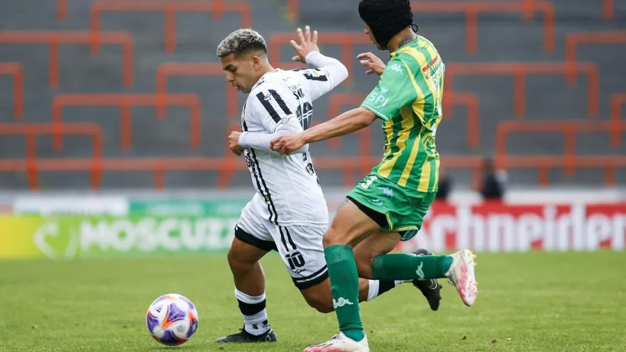 Central Córdoba goleó a Aldosivi a domicilio y lo dejó muy comprometido con el descenso