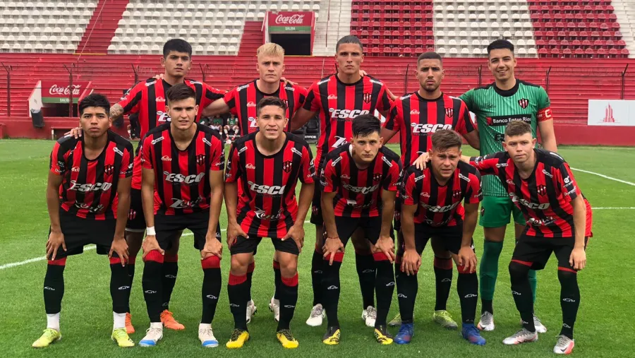 Patronato cerró el torneo de Reserva con una victoria, pero puede terminar último