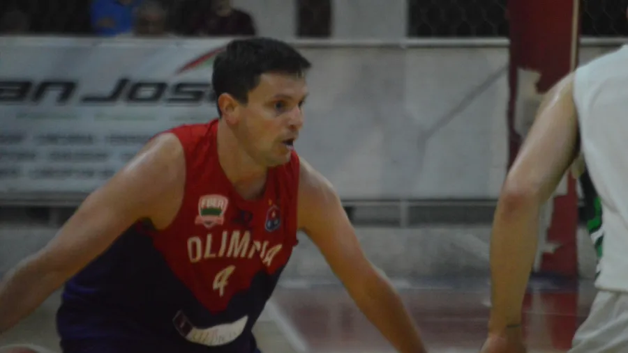 Nicolás Agasse: “Sería lindo coronar todo el esfuerzo de la temporada con un campeonato”