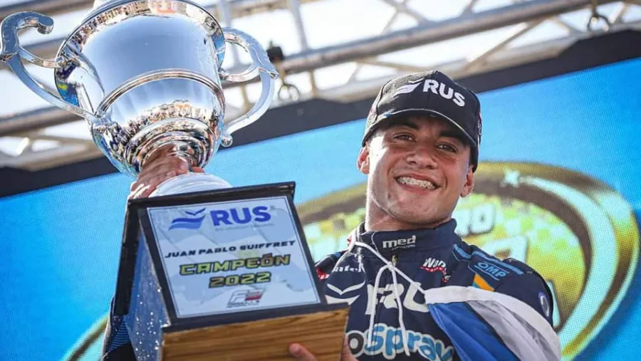 El villaguayense Juan Guiffrey cantó victoria y campeón de la Formula 3 Metropolitana