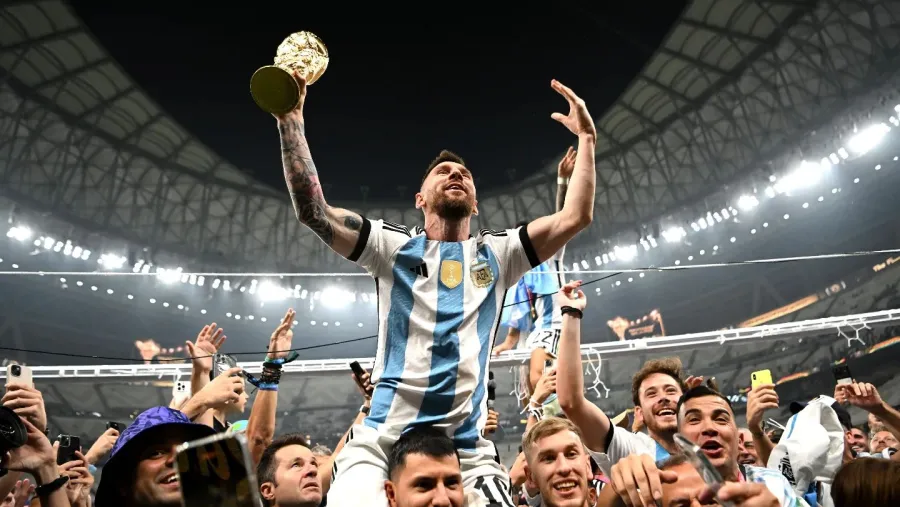 Fútbol: la selección argentina celebra el primer mes de la obtención del Mundial