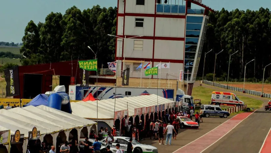 Concepción del Uruguay ya vive la segunda fecha de la temporada del Top Race