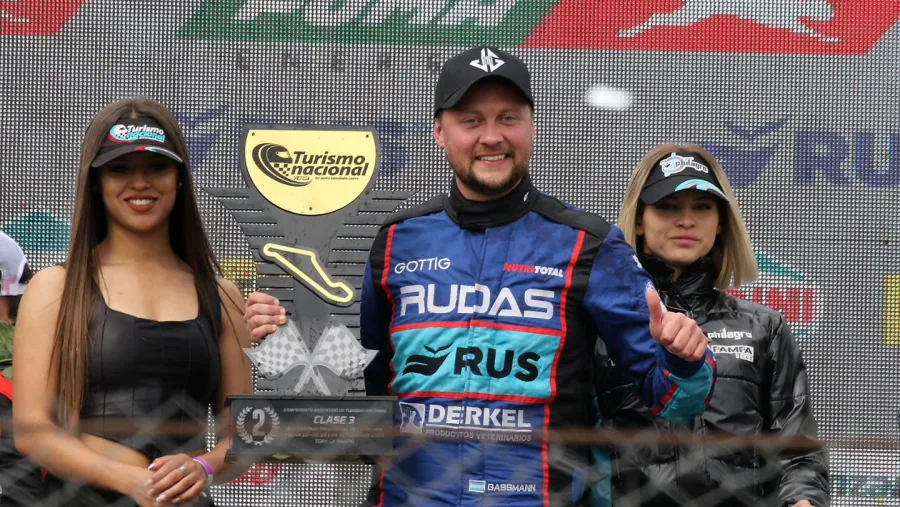 “Nadie nos quita la ilusión de llegar a la última fecha con chances”, avisó Joel Gassmann