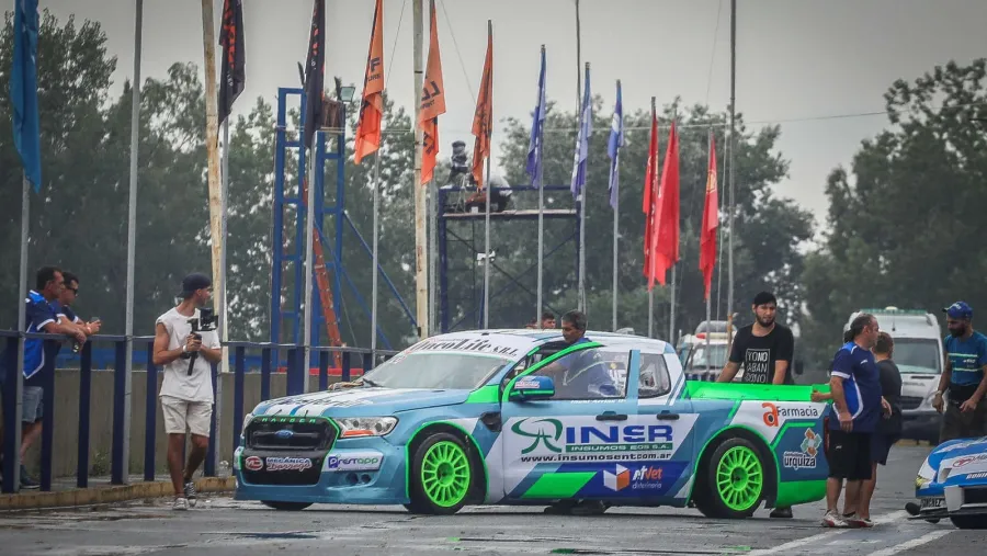 El paranaense Iñaki Arrías tuvo un sólido debut en el TC Pick Up Pista