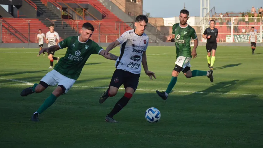 Copa Entre Ríos: a Patronato no le alcanzaron los goles de Barolín y Oro Verde lo eliminó Copa Entre Ríos: a Patronato no le alcanzaron los goles de Barolín y Oro Verde lo eliminó