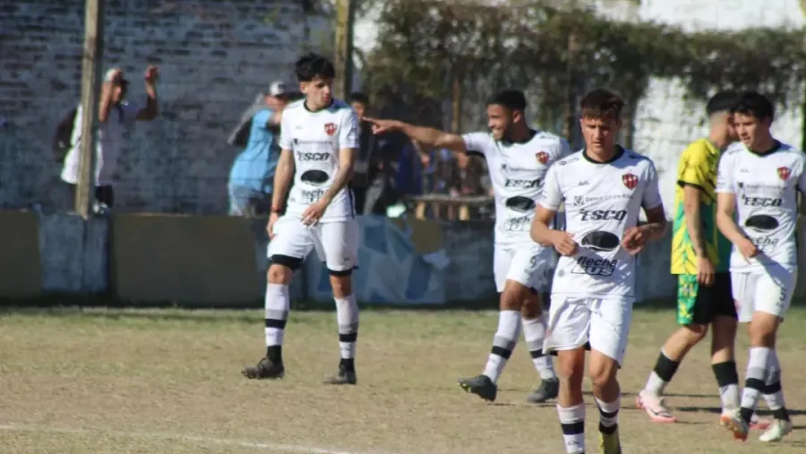 Patronato debutó con una goleada ante San Miguel en la Copa de la Liga Paranaense