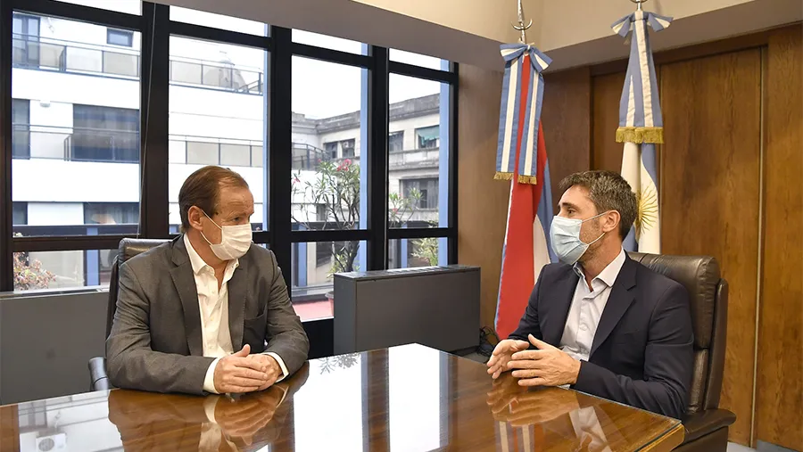 El gobernador Gustavo Bordet y el secretario general del CFI, Ignacio Lamothe.